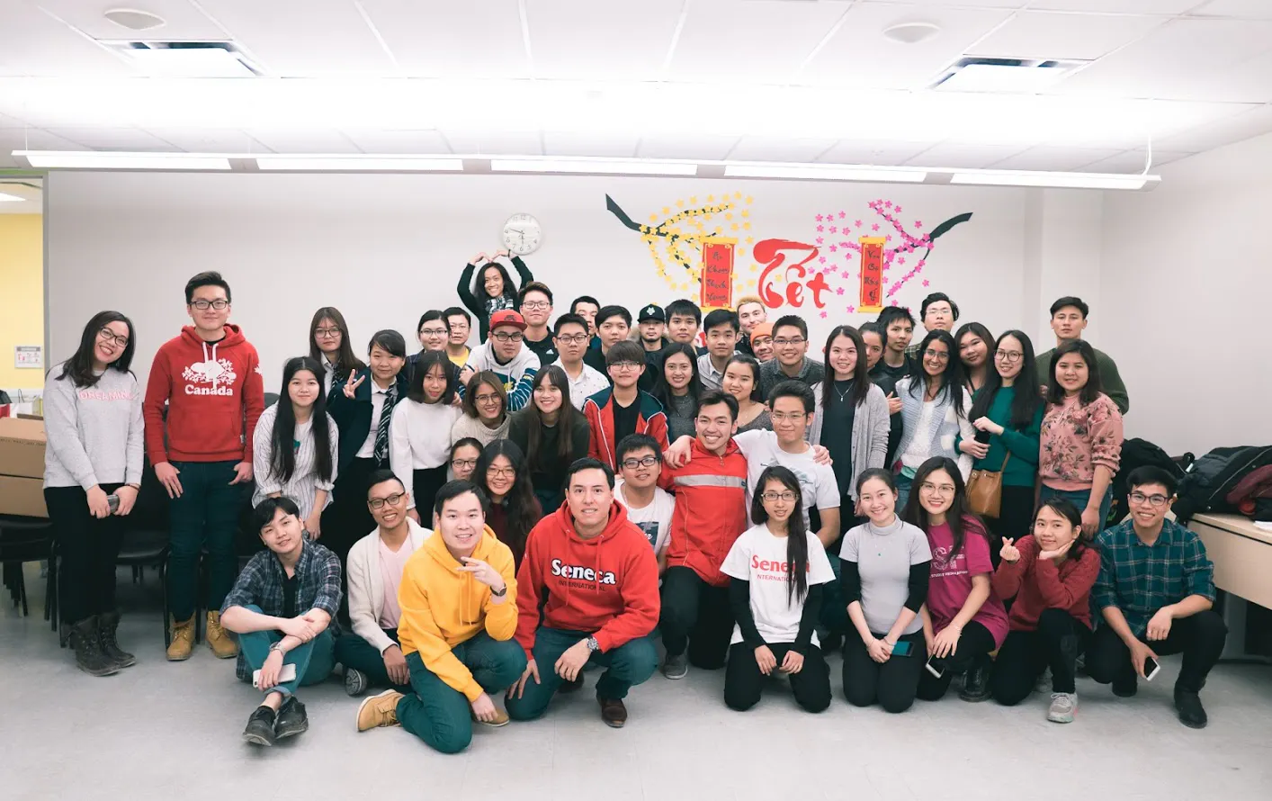 Missing alternative text