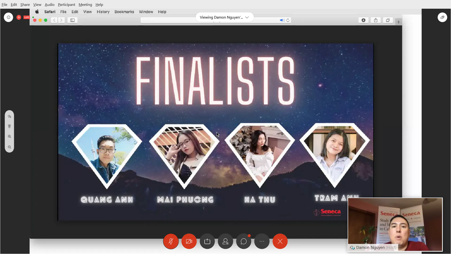 Missing alternative text