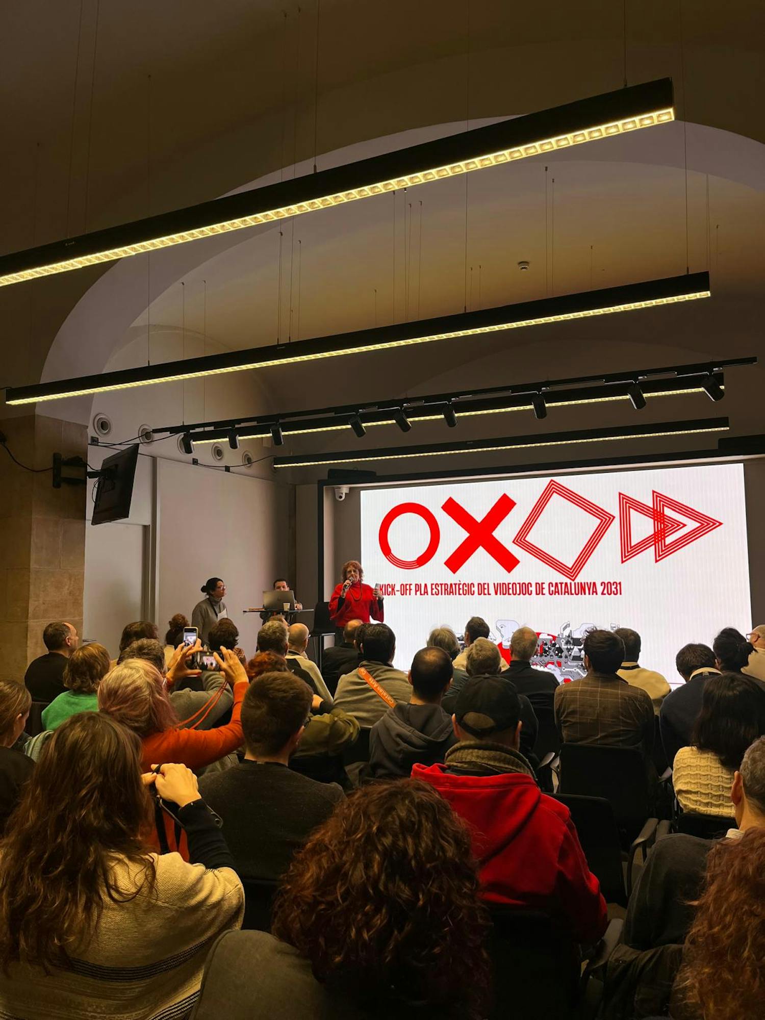 Taula del videojoc: presentació Polítiques públiques