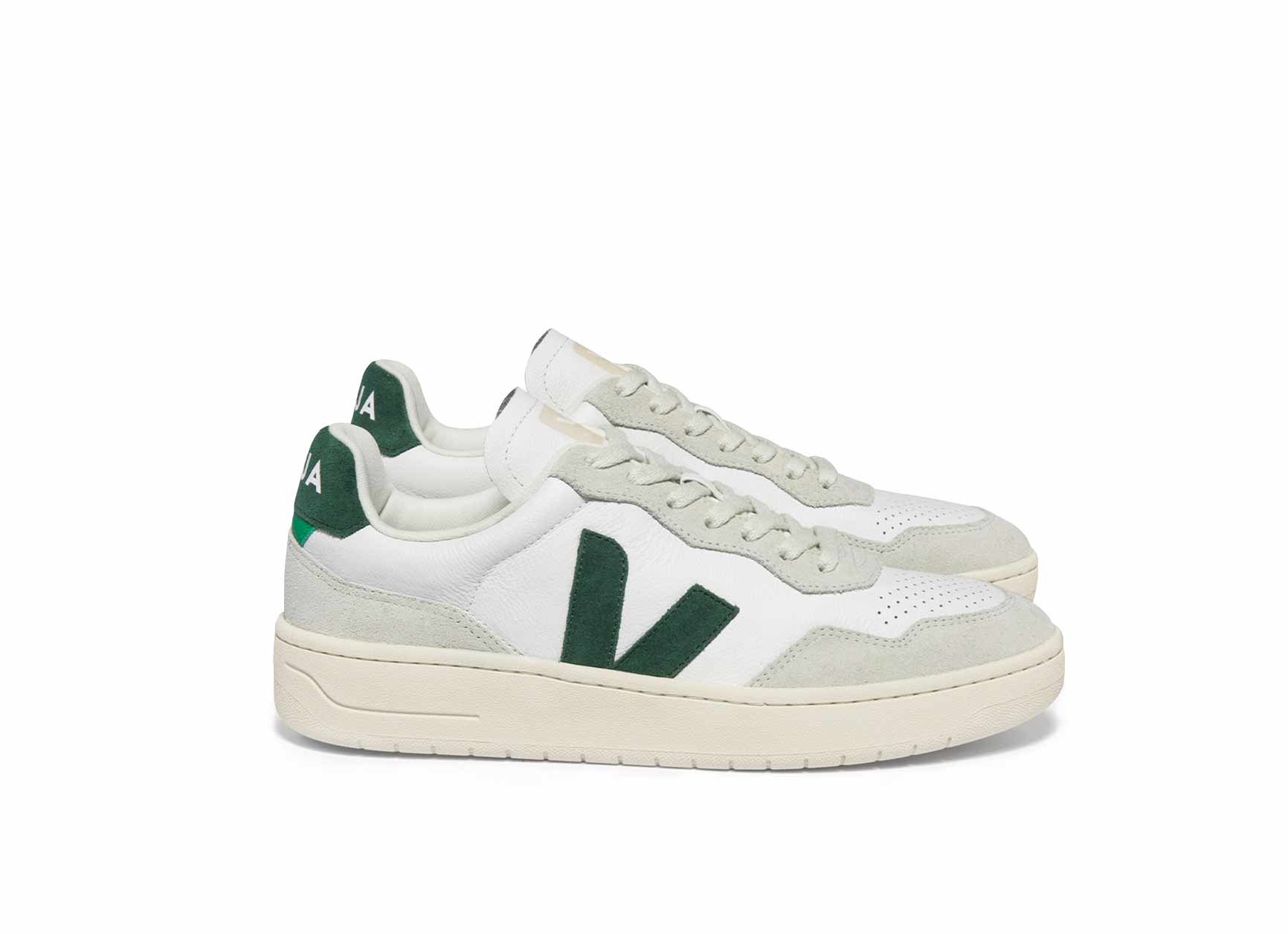 スニーカー Veja Sneaker With Logo Veja Sneakers Brand History: How the Footwear Company
