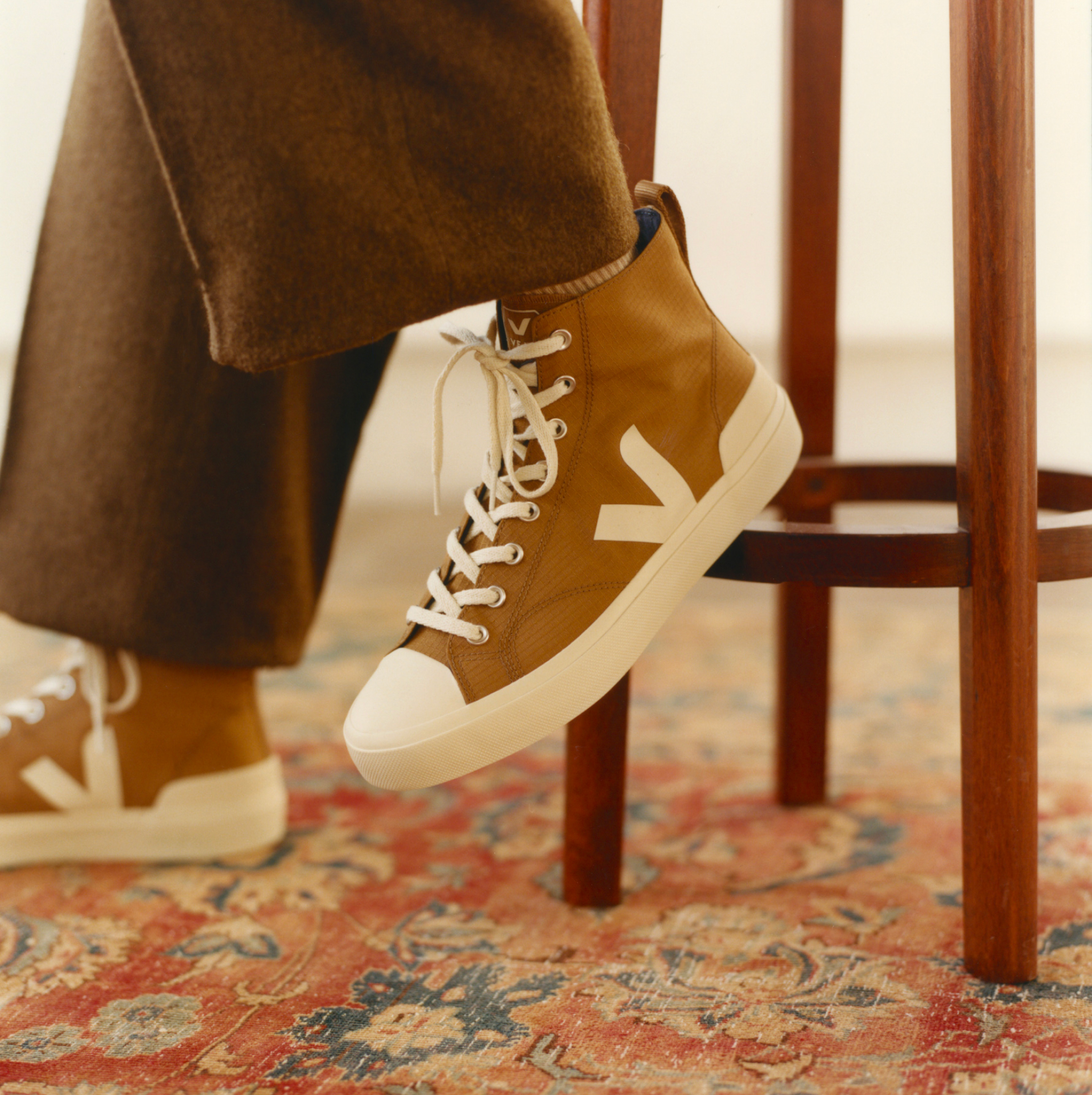 veja high tops