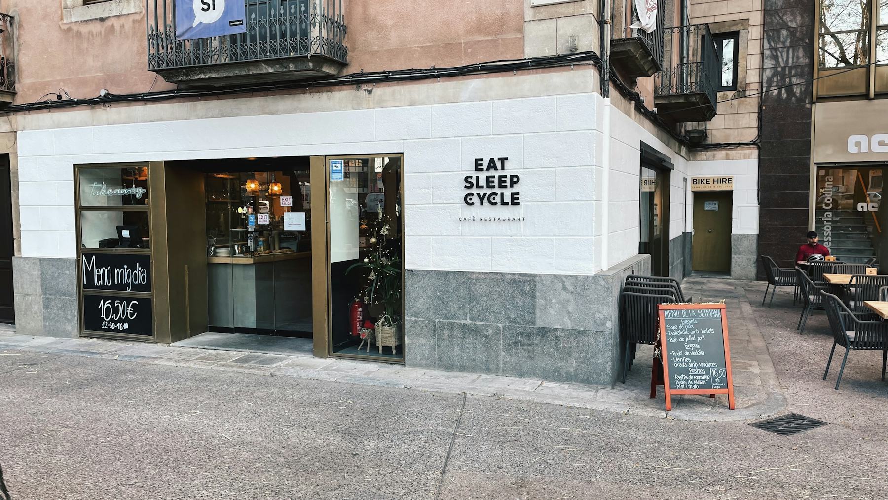 eat sleep cycle girona
