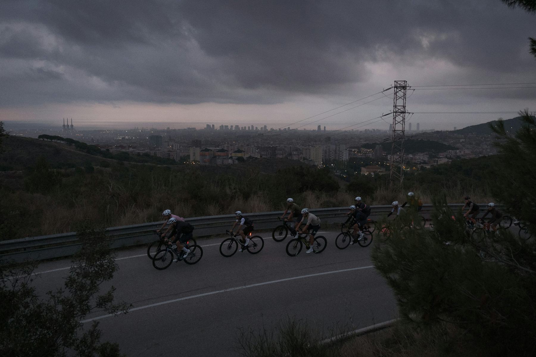 coll de la ventosa velodrom barcelona cadaques 2021