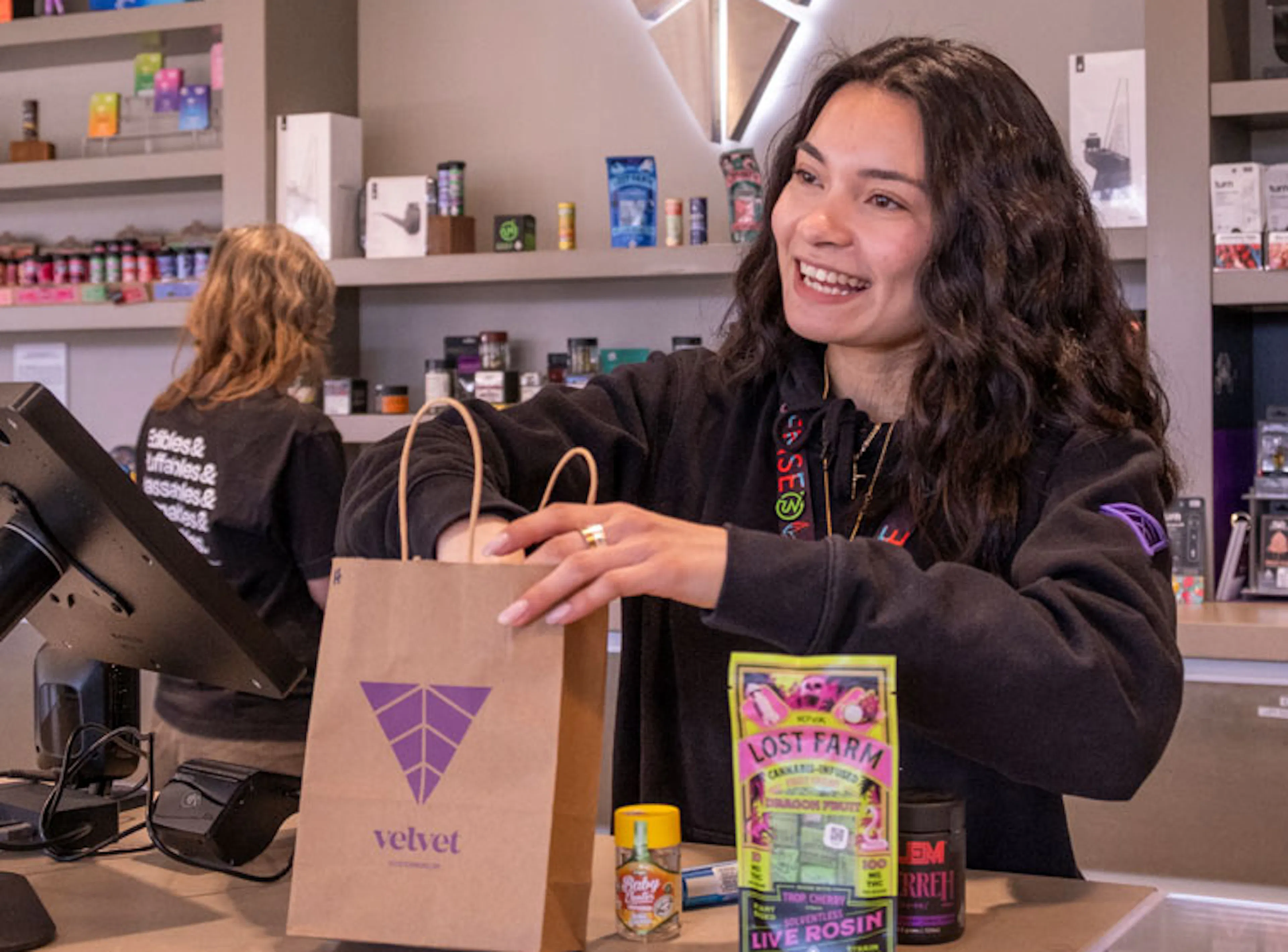 Best Martinez Weed Dispensary: Visit Velvet Cannabis