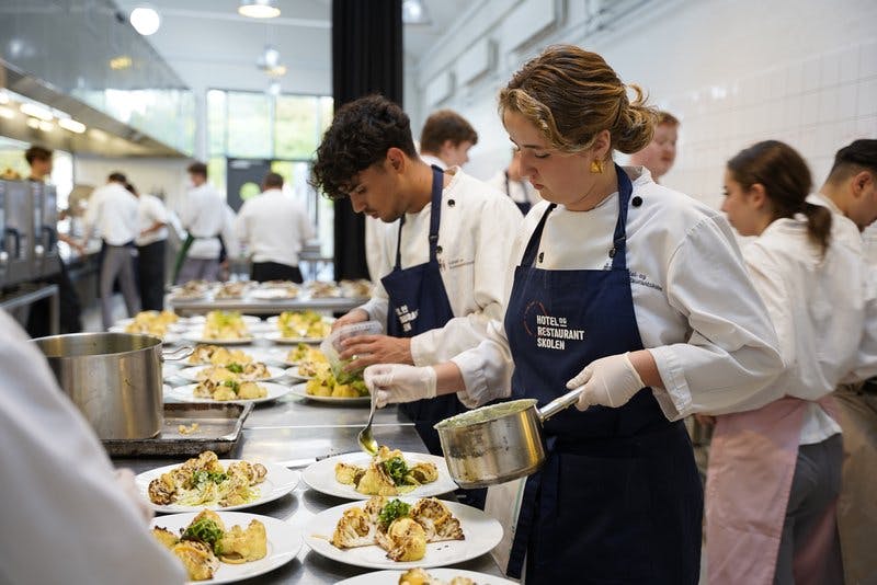 Ny uddannelse med fokus på bæredygtig mad skal hjælpe med at inspirere danskerne til at bryde med deres kødvaner. Foto: Hotel- og Restaurantskolen