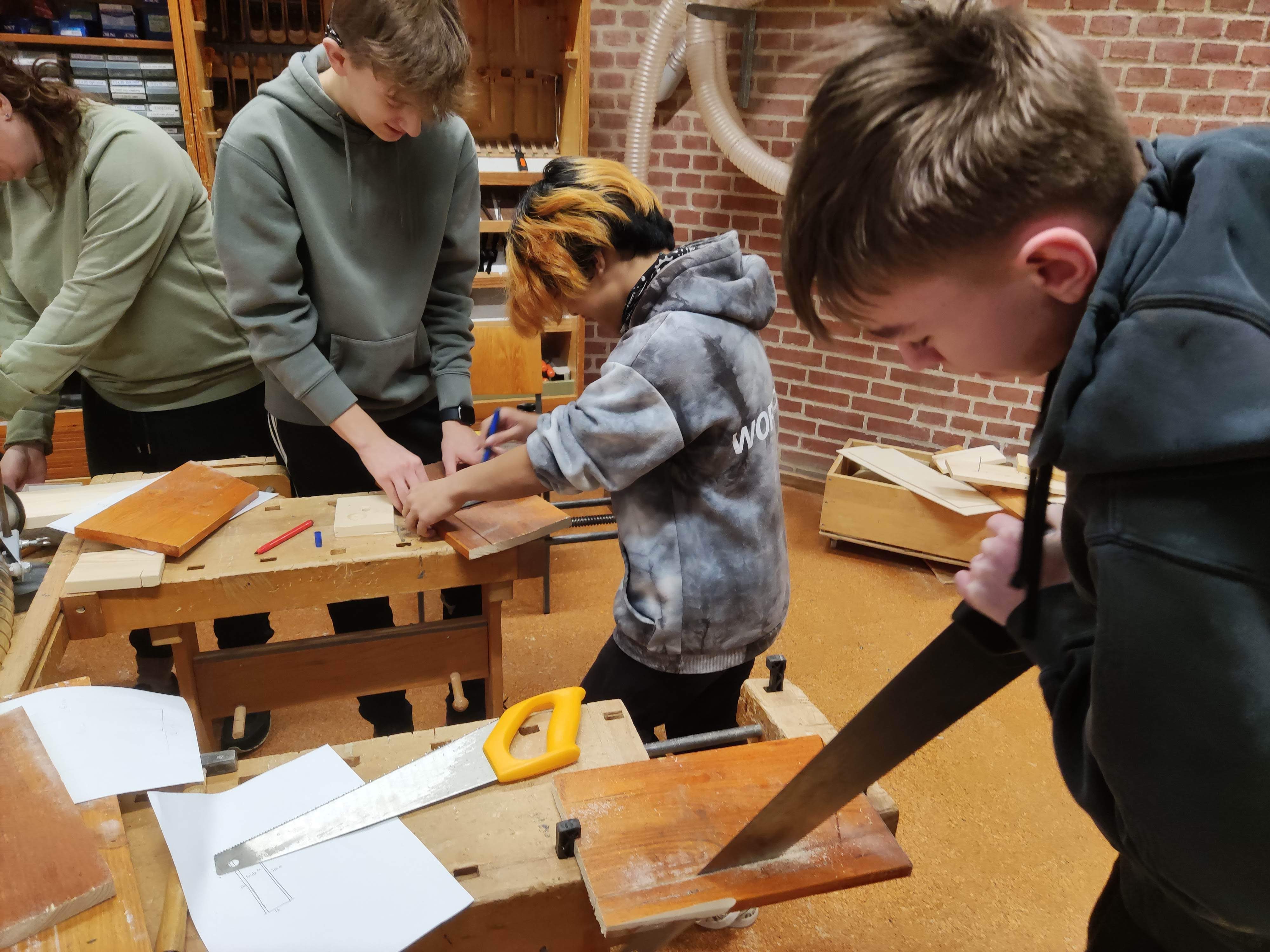 Elever fra Vipperød Skole har skabt danmarkshistorie ved at være de første nogensinde til at gå til eksamen i faget Verdensmål. Foto: Søren Nørgaard Meinert 