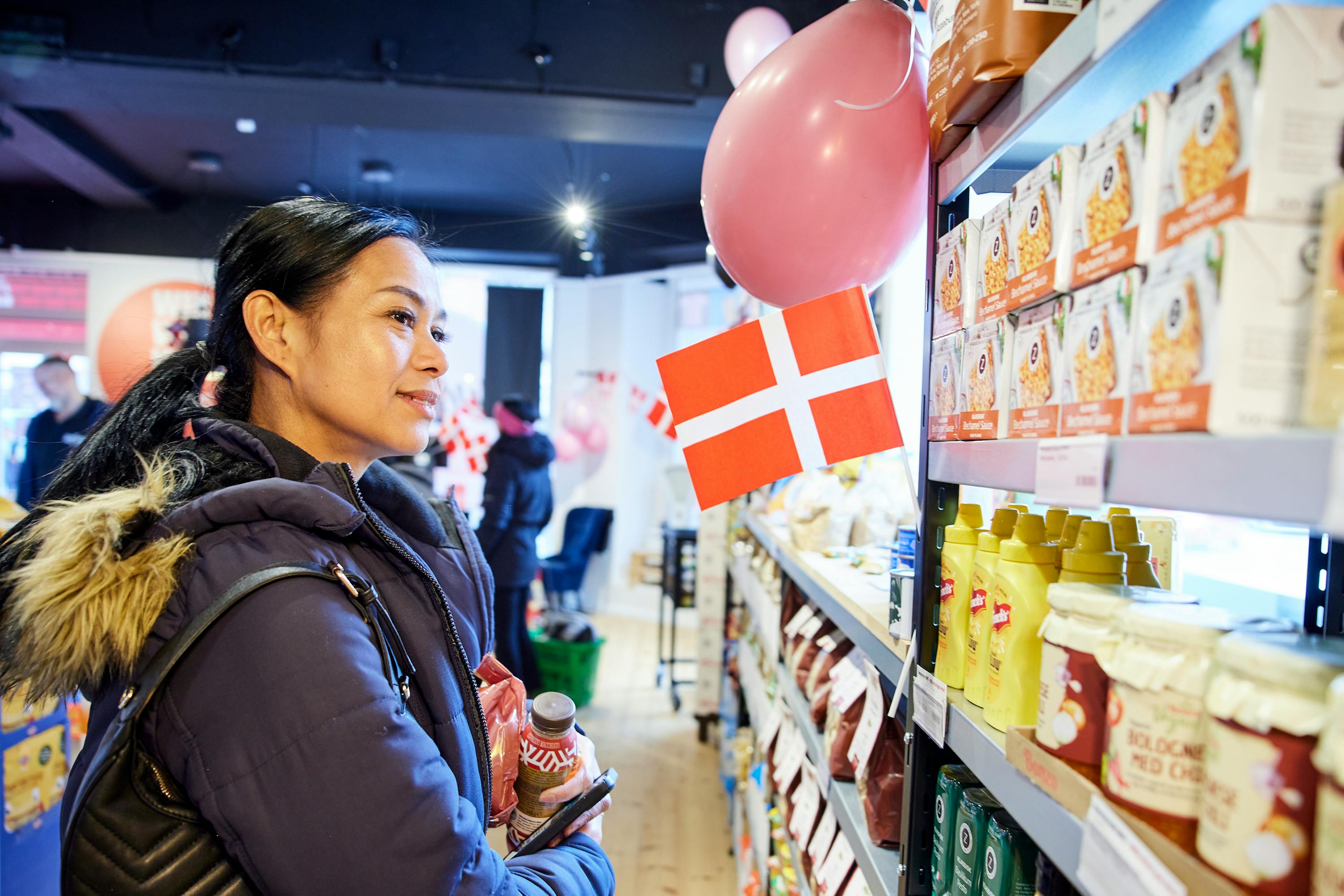 Der var masser af varer på hylderne, da Wefood på Amager fejrede jubilæum. Foto: Jens Astrup / Folkekirkens Nødhjælp
