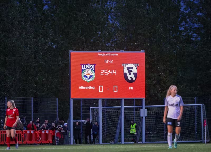 LED úti skjár Afturelding. Ljósmyndari: Hafliði Breiðfjörð