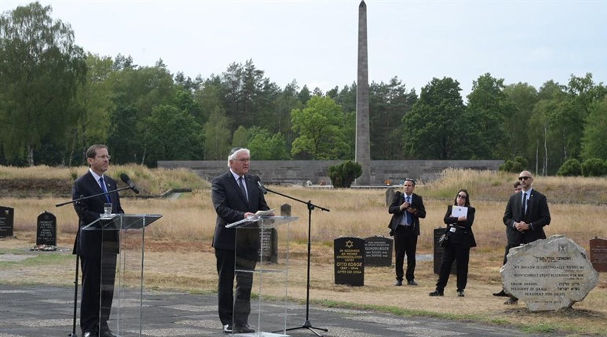 Israeli, German Presidents at Bergen-Belsen