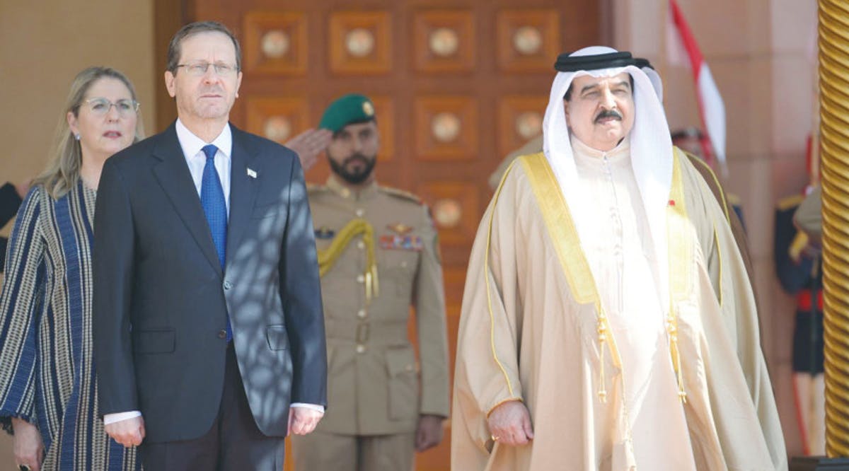 President Isaac Herzog and his wife Michal are welcomed to the Al-Qudaibiya Palace in Manama by HM King Hamad bin Isa Al Khalifa of Bahrai