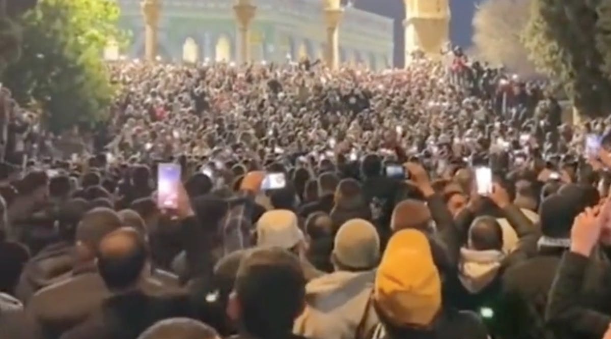 Palestinians on the Temple Mount chanting 'Oh Jews, Muhammads Army is coming'