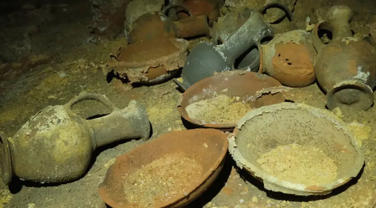 The vessels from 3,300 years ago discovered at Palmachim Beach