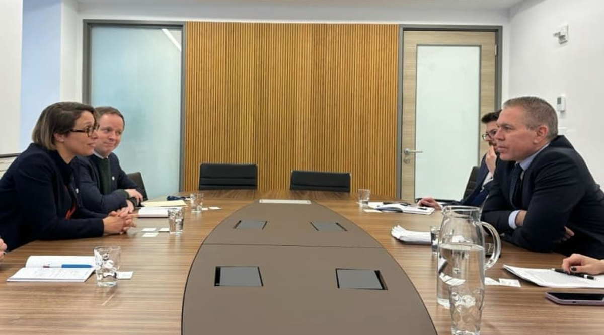 Israel's Ambassador to the UN Gilad Erdan meets with the Permanent Observer of the International Committee of the Red Cross (ICRC) to the UN Laetitia Courtois, January 10, 2024 (photo credit: ISRAELI DELEGATION TO THE UN)