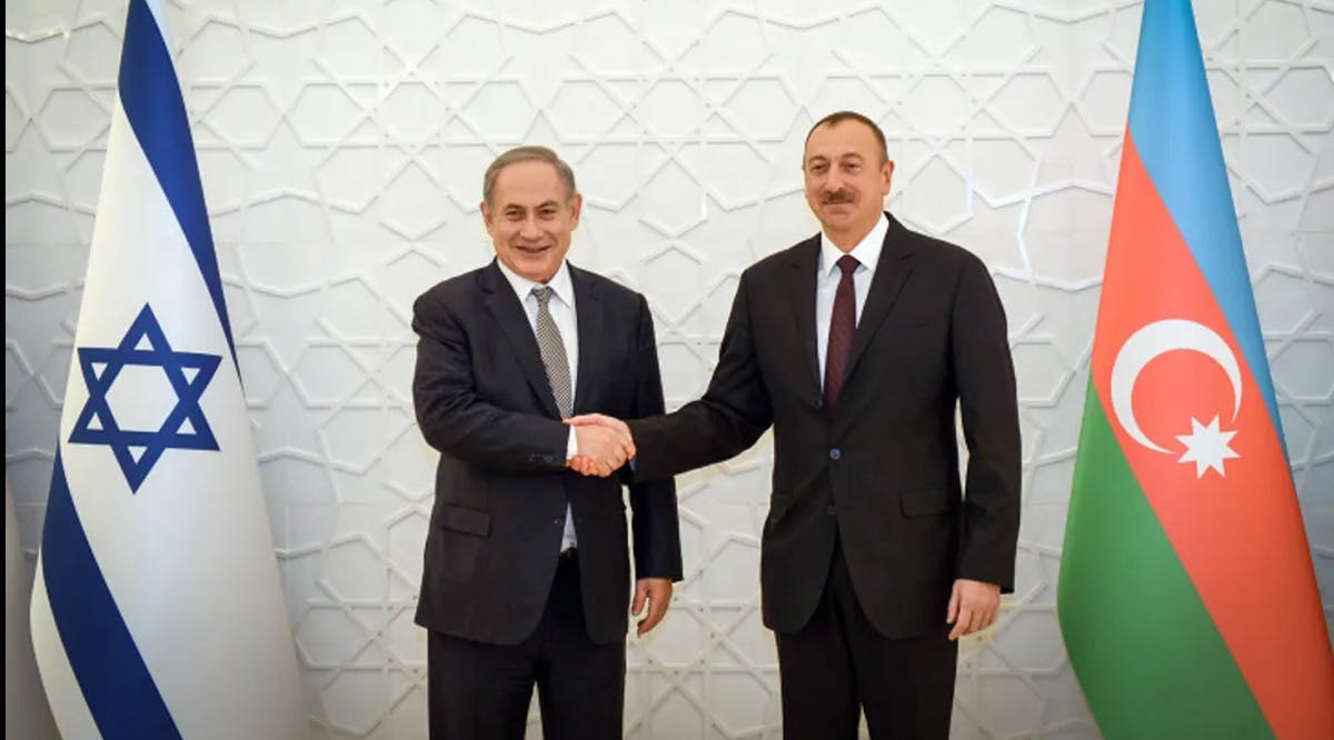 Prime Minister Benjamin Netanyahu (L) meets with Azerbaijani President Ilham Heydar Oghlu Aliyev