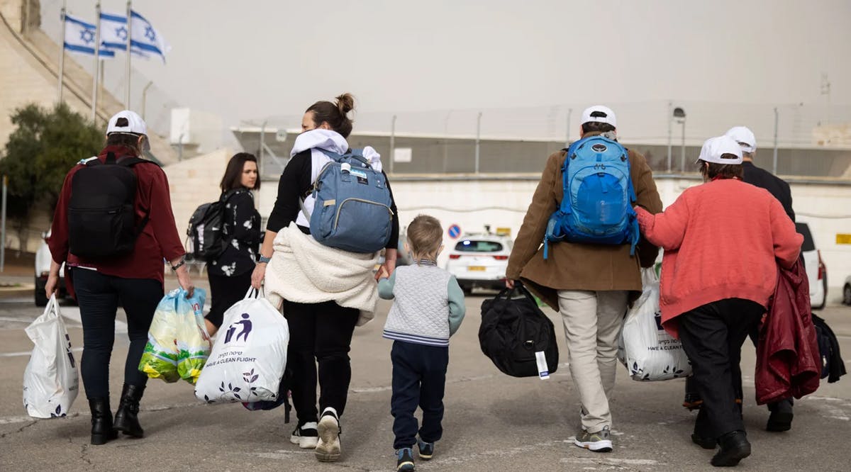 Immigrants at Ben-Gurion Airport