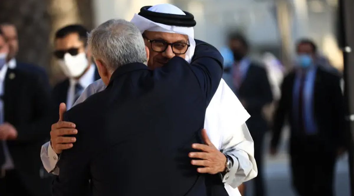 Foreign Minister Yair Lapid welcomes Bahraini foreign minister Abdullatif Al Zayani to Israel