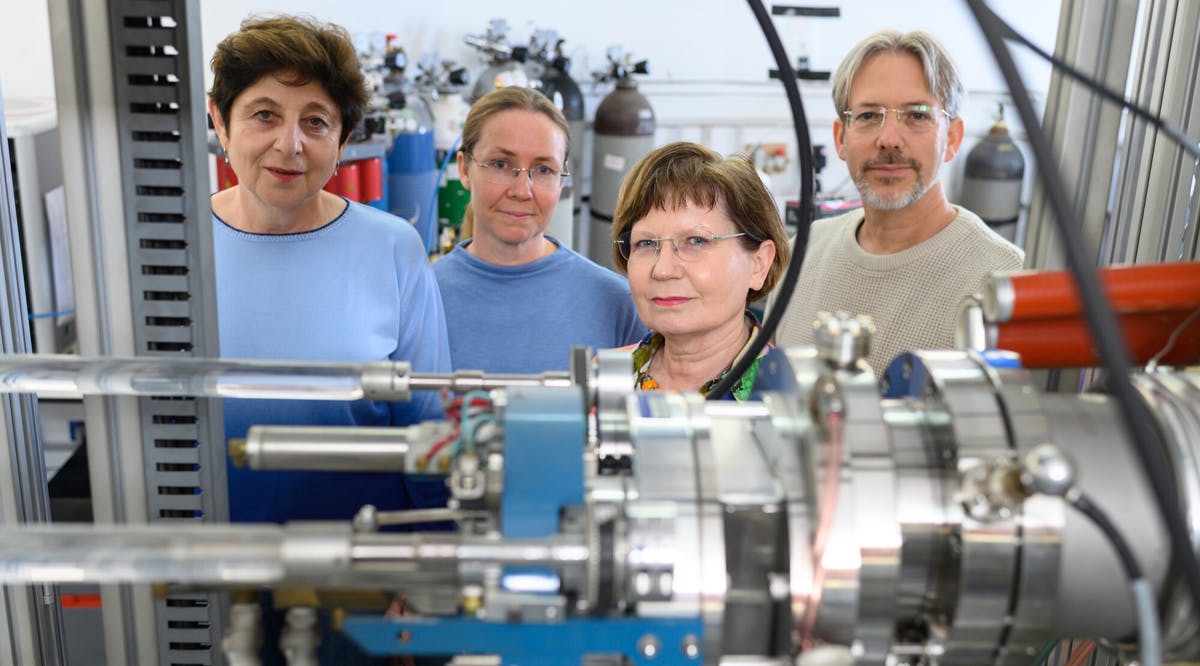 From left to right: Eugenia Mintz, Dr. Johanna Regev, Prof. Elisabetta Boaretto and Dr. Lior Regev of the Weizmann Institute of Science's Elisabetta Boaretto Labs. 