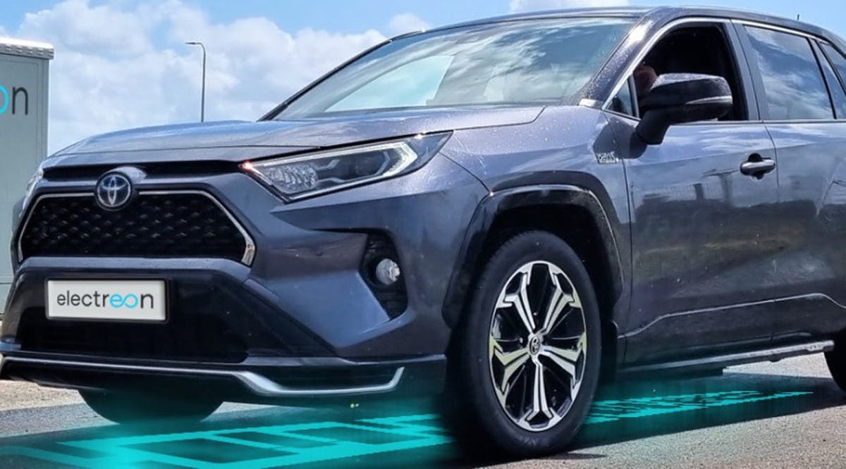 Electreon's wireless charging road in action