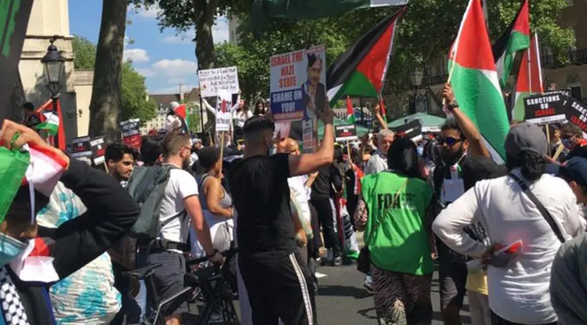 The ‘Netanyahu = Hitler’ sign at an anti-Israel demonstration in London