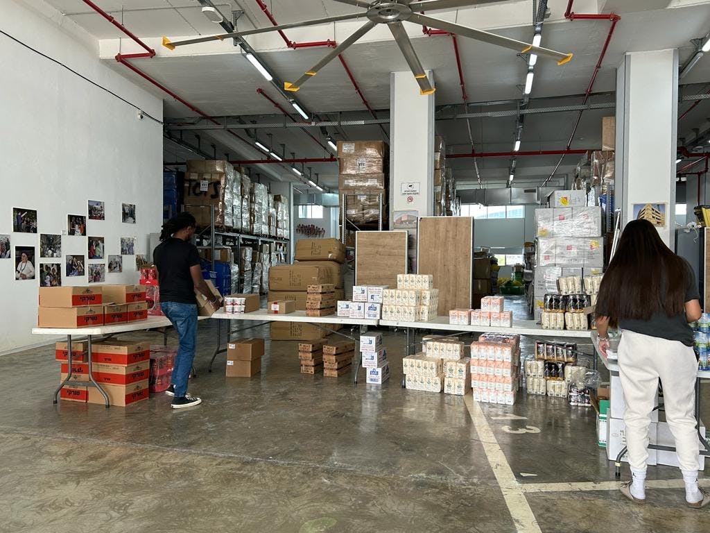 Packing Food