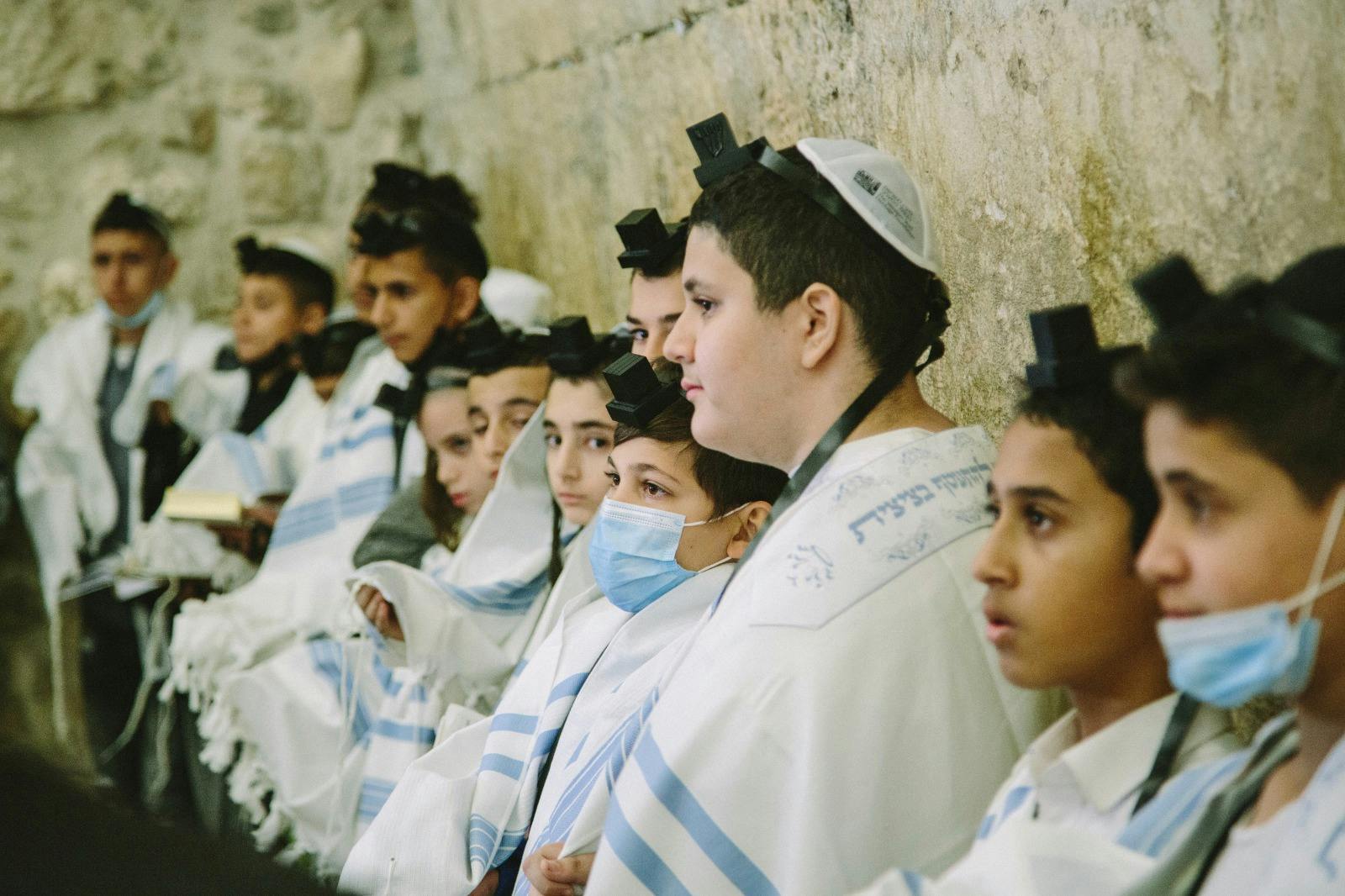 Bar y Bat Mitzvá para Niños Sobrevivientes del Terrorismo