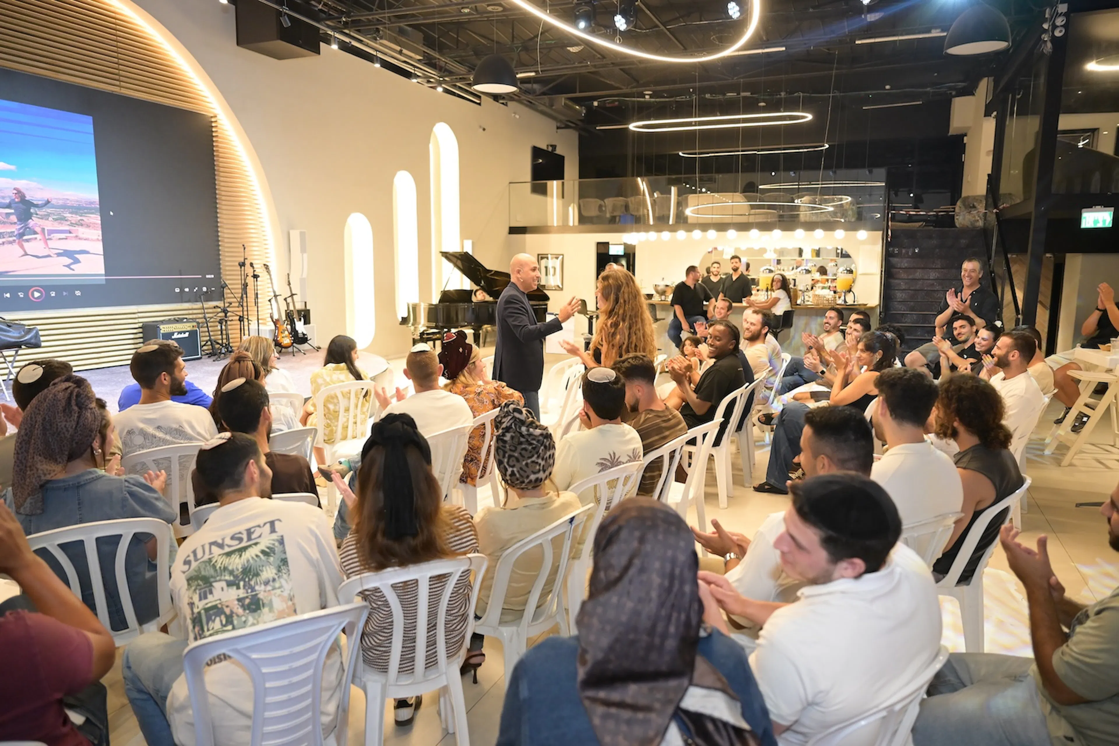A Night to Laugh Again: Restoring Love, Honoring Reservists