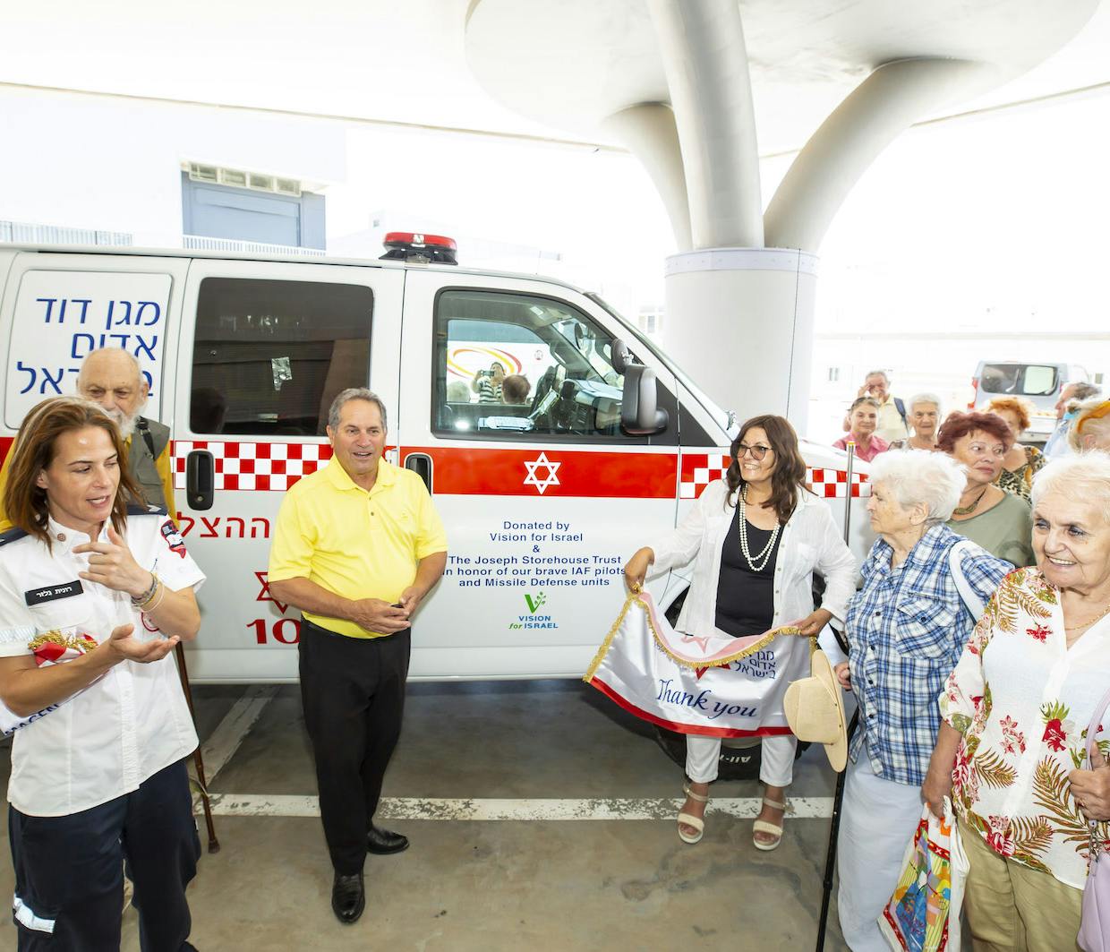 Lebensrettender 4X4-Krankenwagen für abgelegene Gemeinden