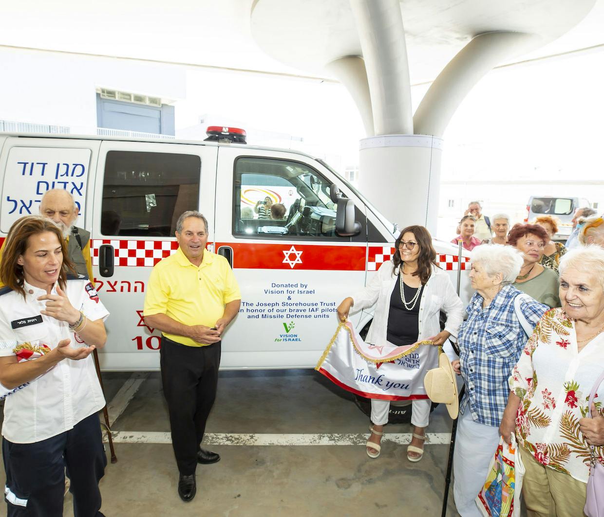 Ambulancia 4X4 para Salvar Vidas en Comunidades Remotas