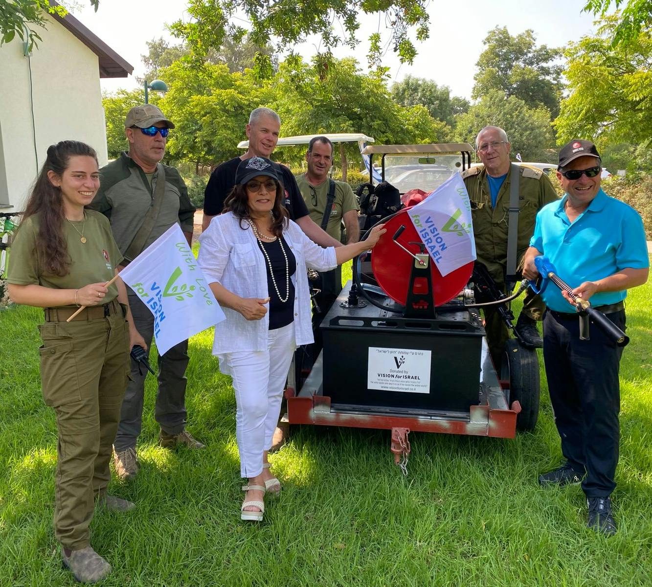 Brandblusapparatuur geleverd aan Kibbutz Gonen
