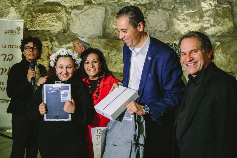 Donation of 60 iPads to Bar/Bat Mitzvah Children