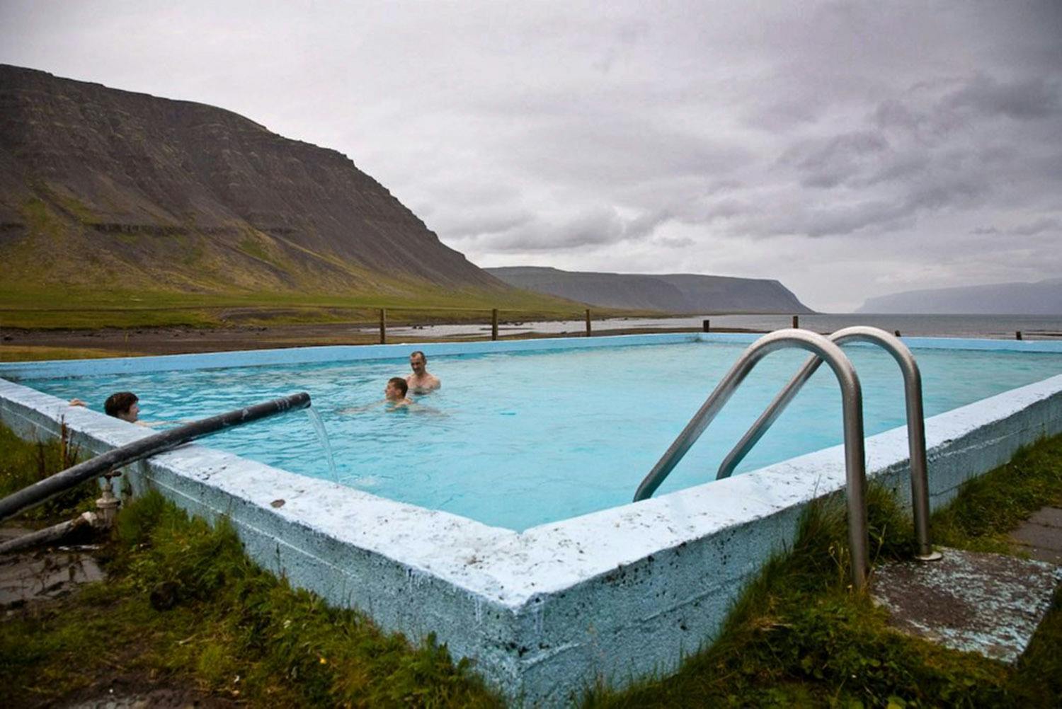 Pool, Reykjarfjördur, baden, Island