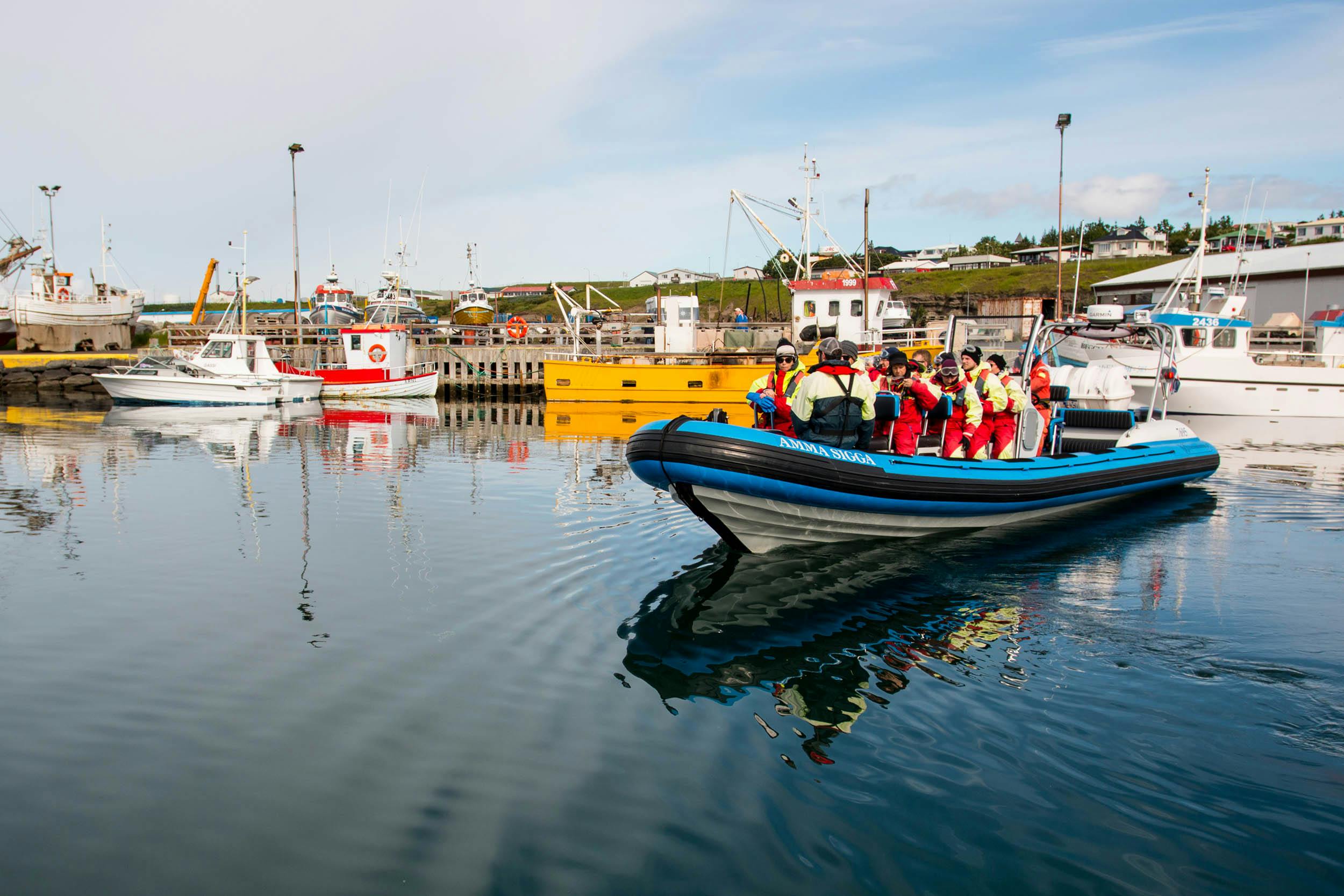 Schlachboot, Whale watching, Hafen, Husavik, Island