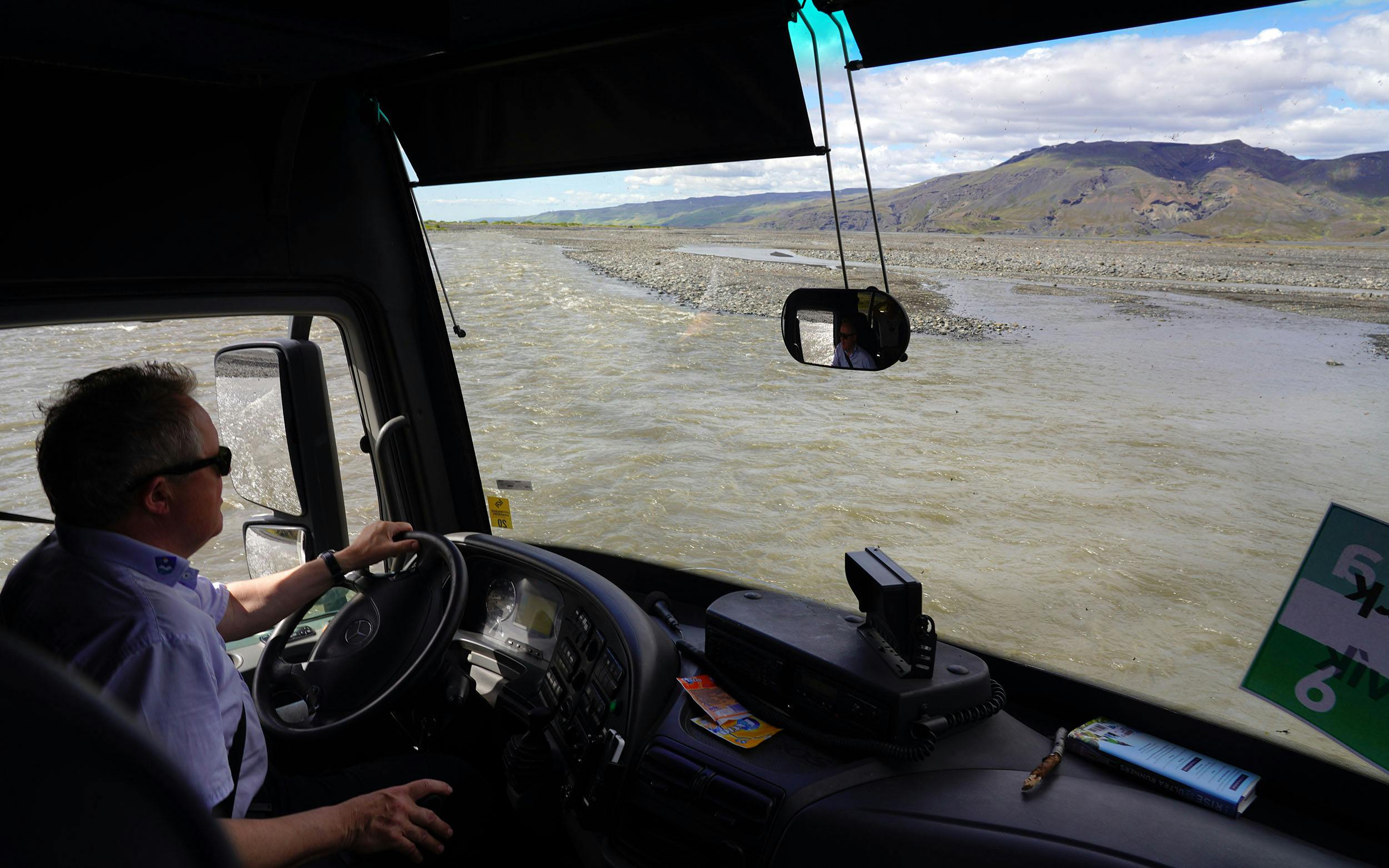 Bus, Flussdurchquerung, Krossá, Thórsmörk