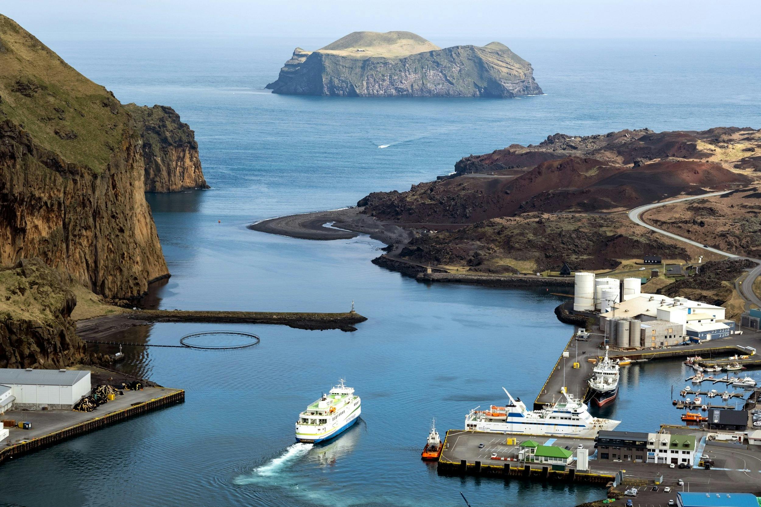 Hafen, Lavastrom, Vestmannaeyjar, Island