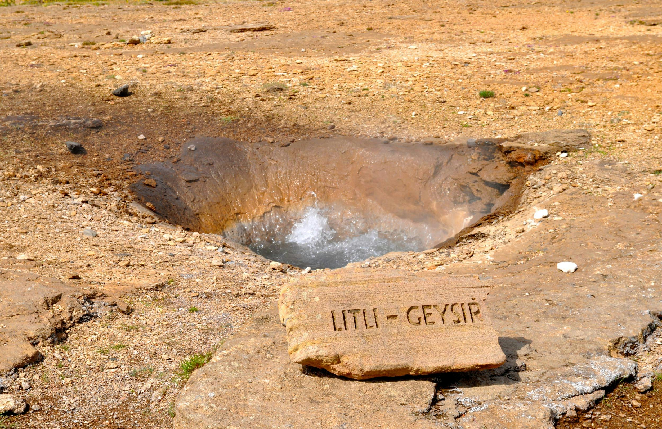 Litli Geysir, heiße Quelle, Haukadalur, Island