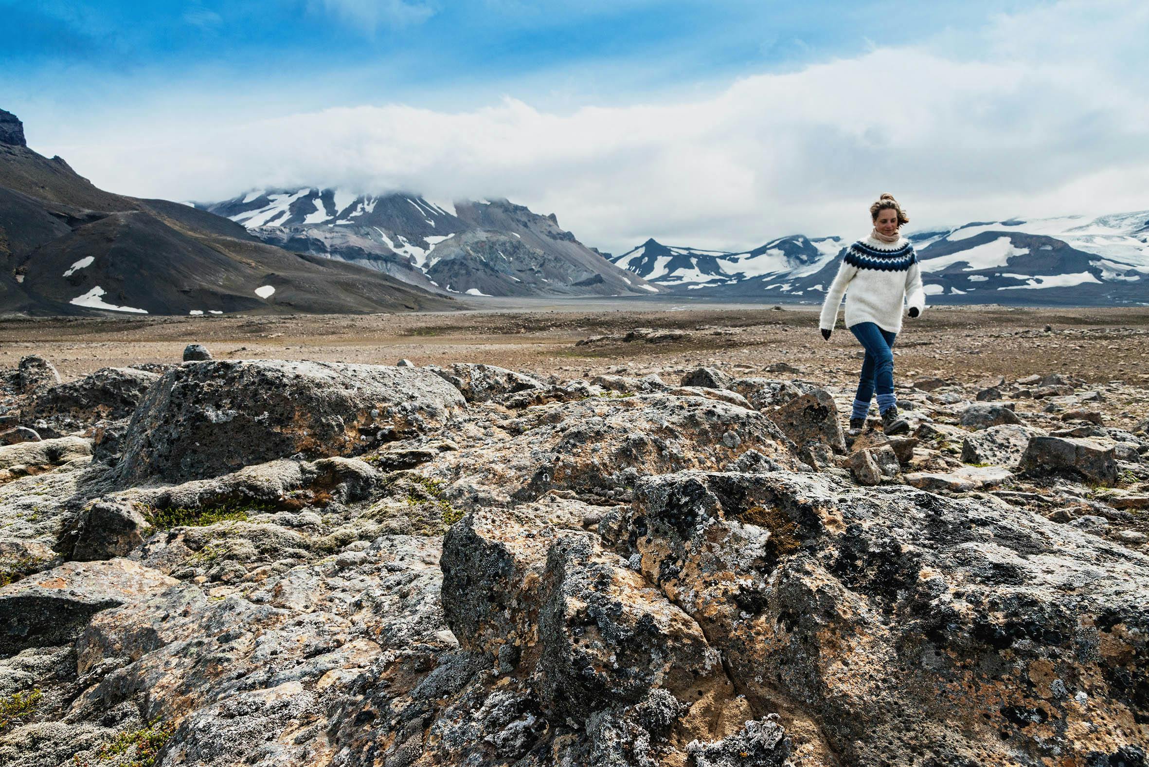 Frau, Islandpullover, Hochland, Island