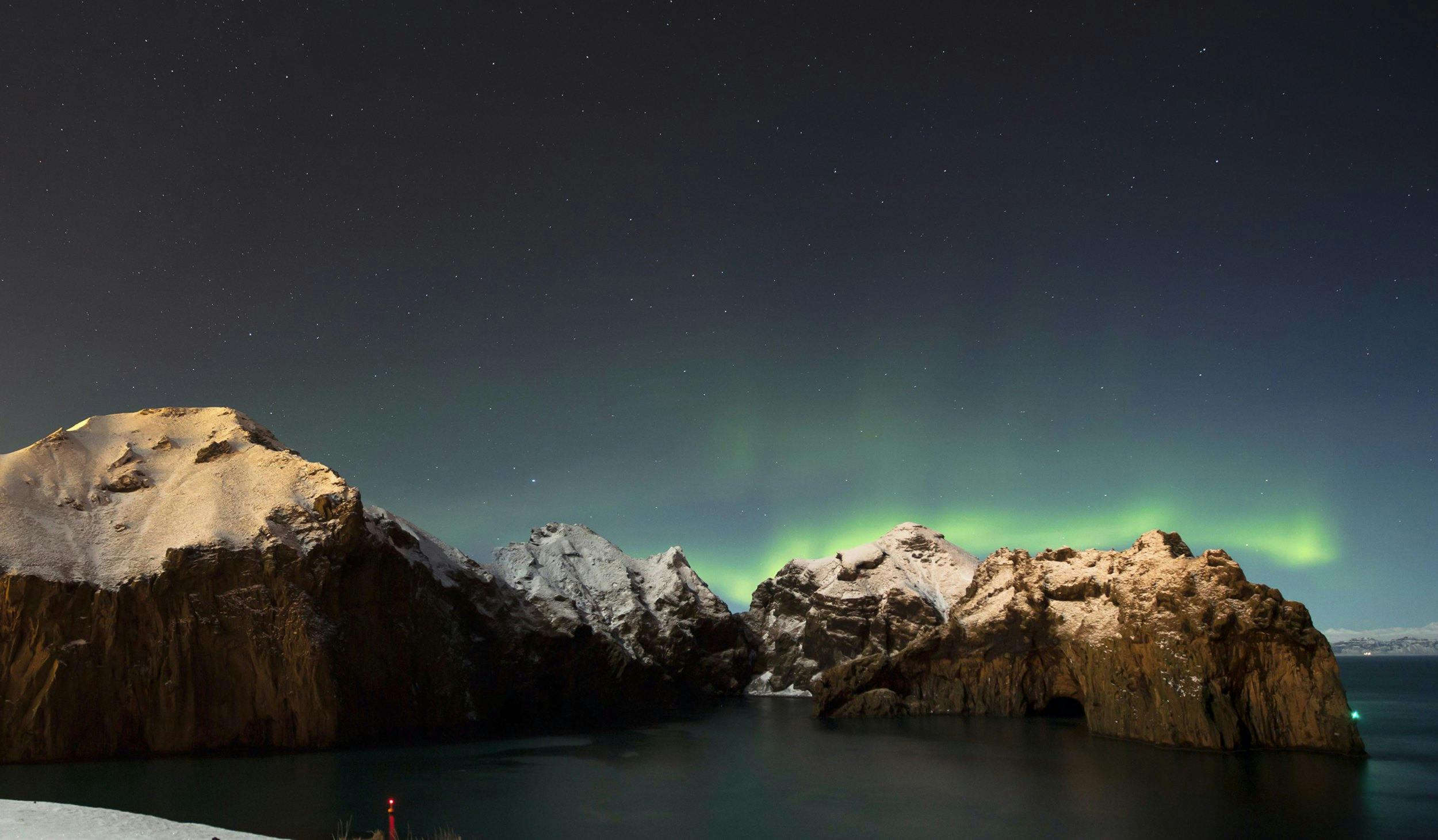 Nordlichter, Vestmannaeyjar, Island