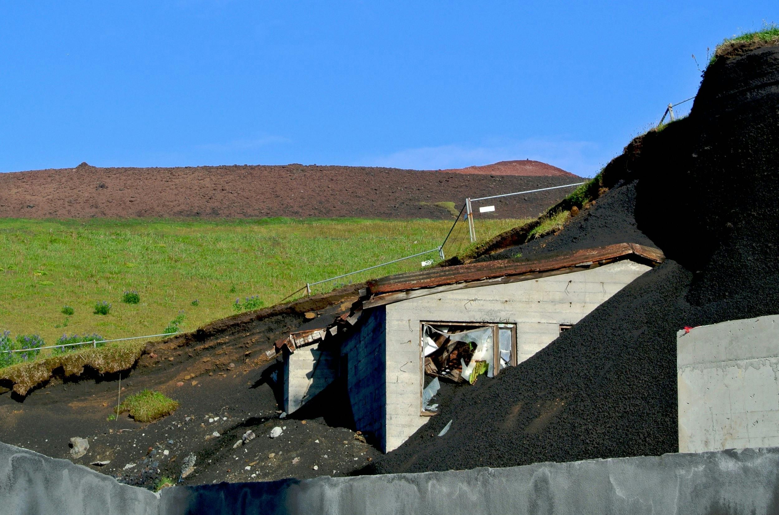 Lavaasche, Hausruine, Vestmannaeyjar, Island