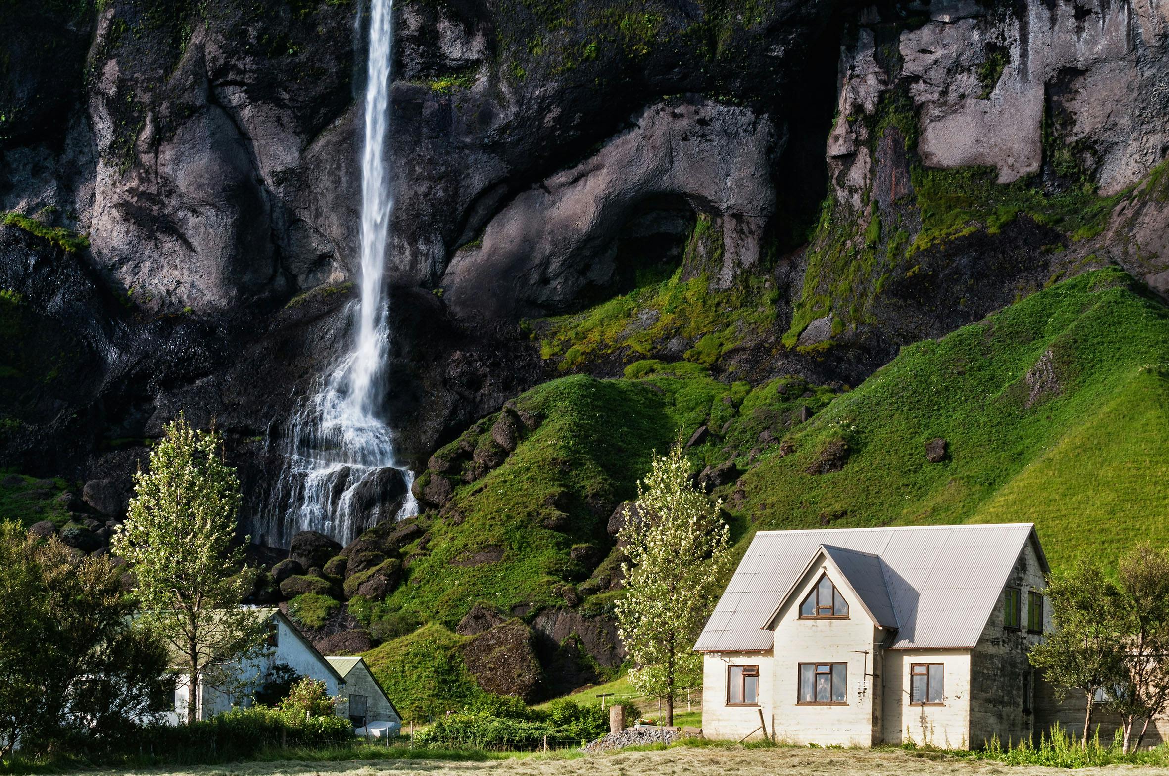 Wasserfall, Haus, Island