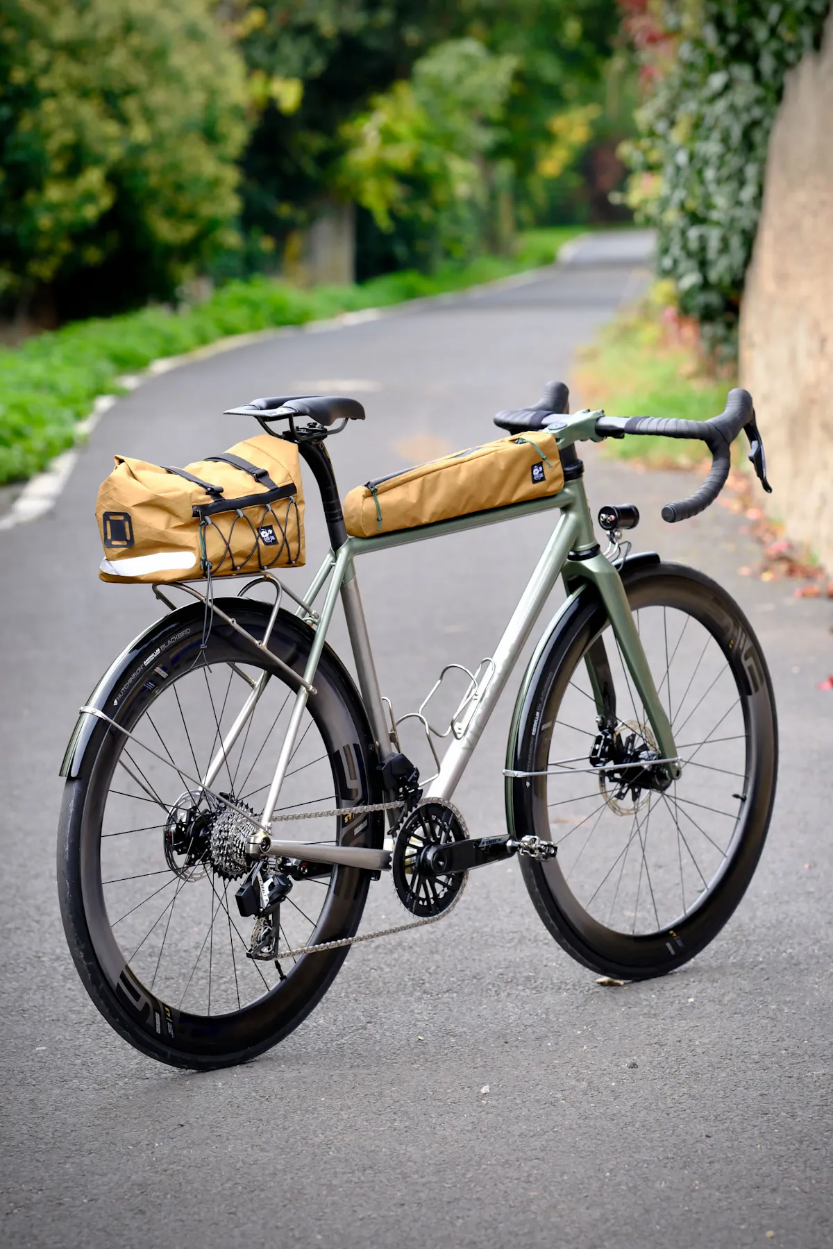 Christophe's elder brother randonneuse - victoire-cycles.com