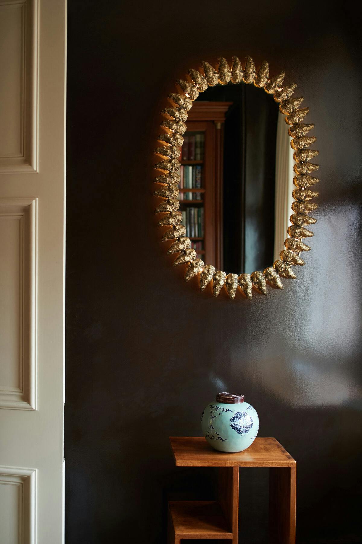 Ostrei Mirror wide on setting