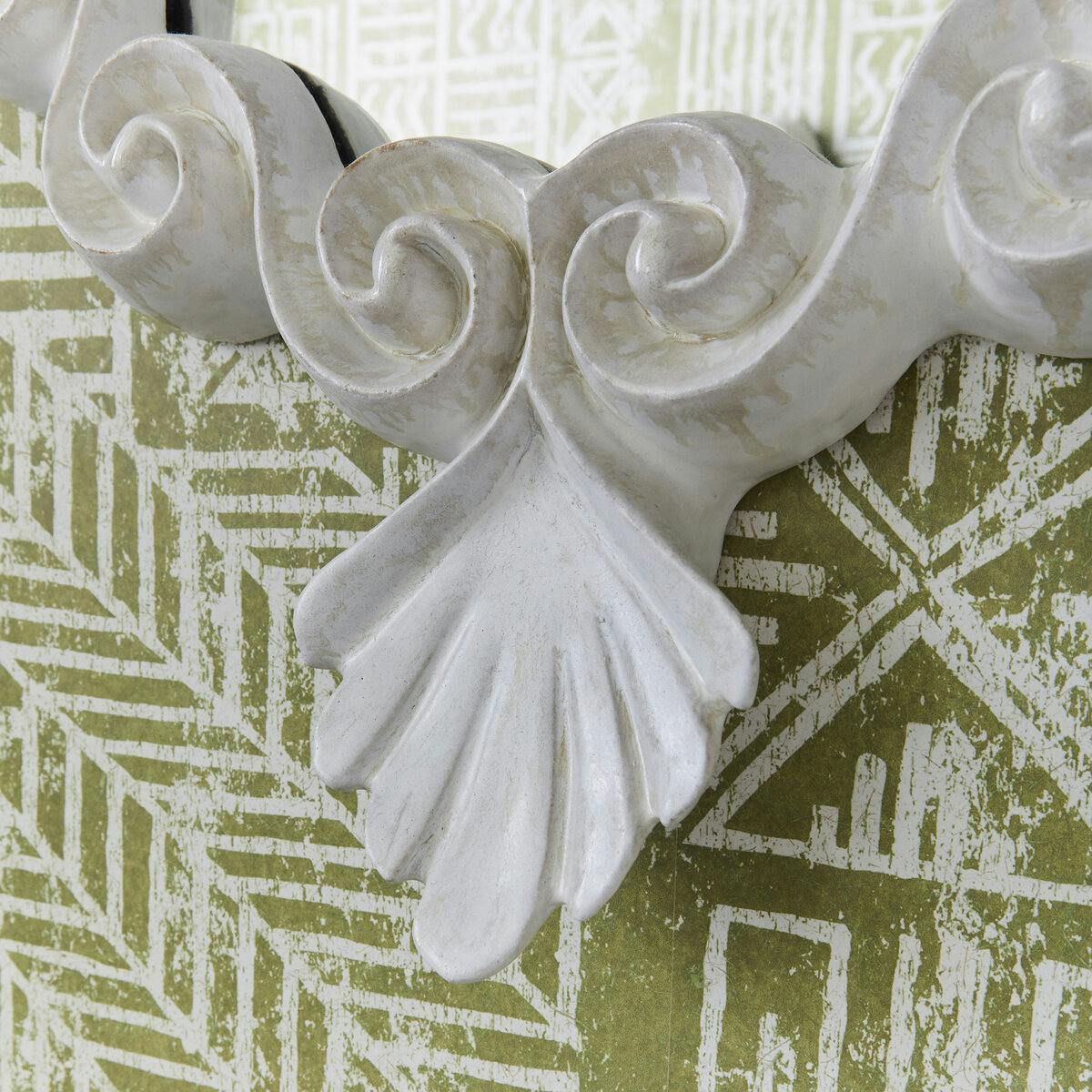 Egret Mirror closeup on tail