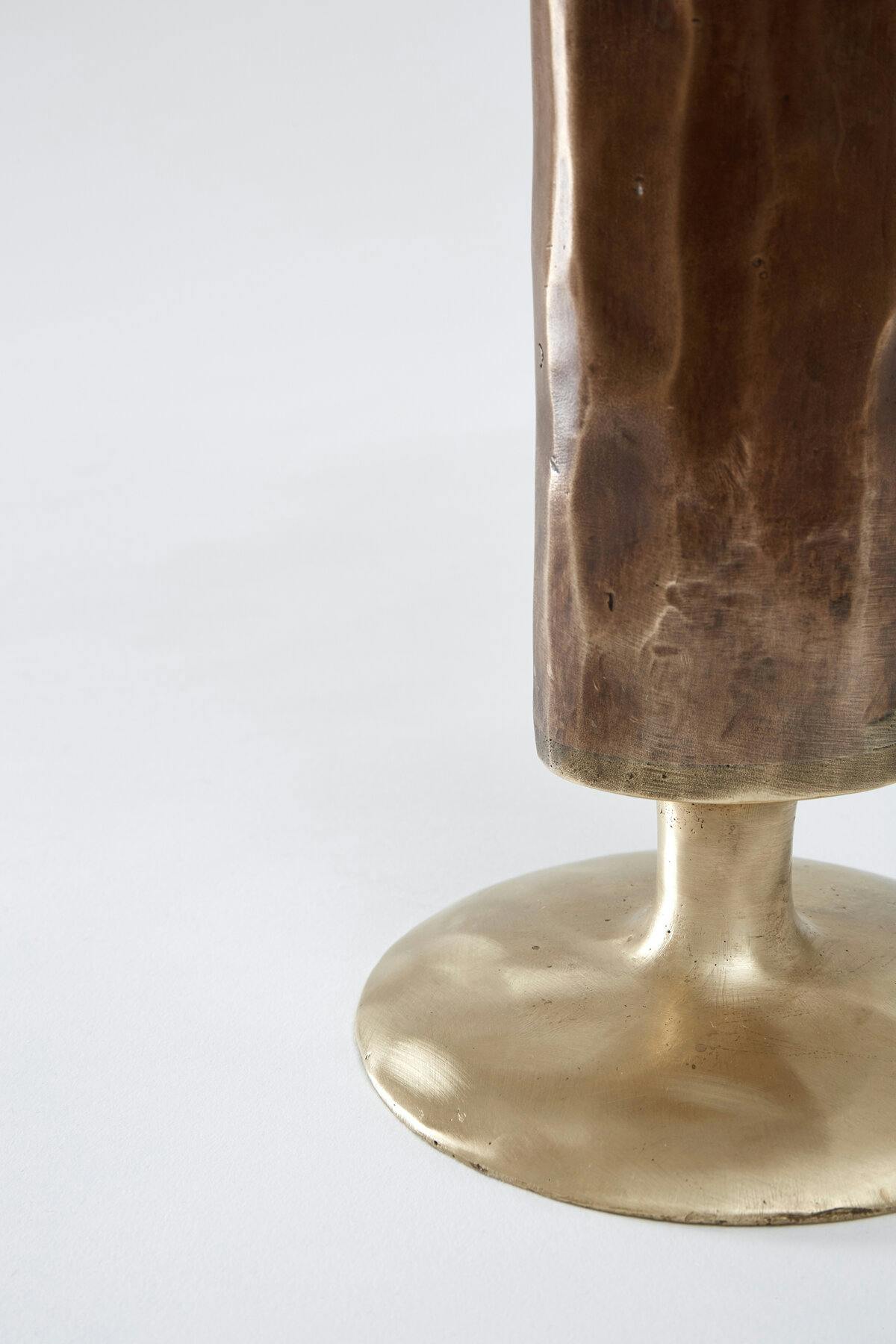 Lampe Robur closeup on detail