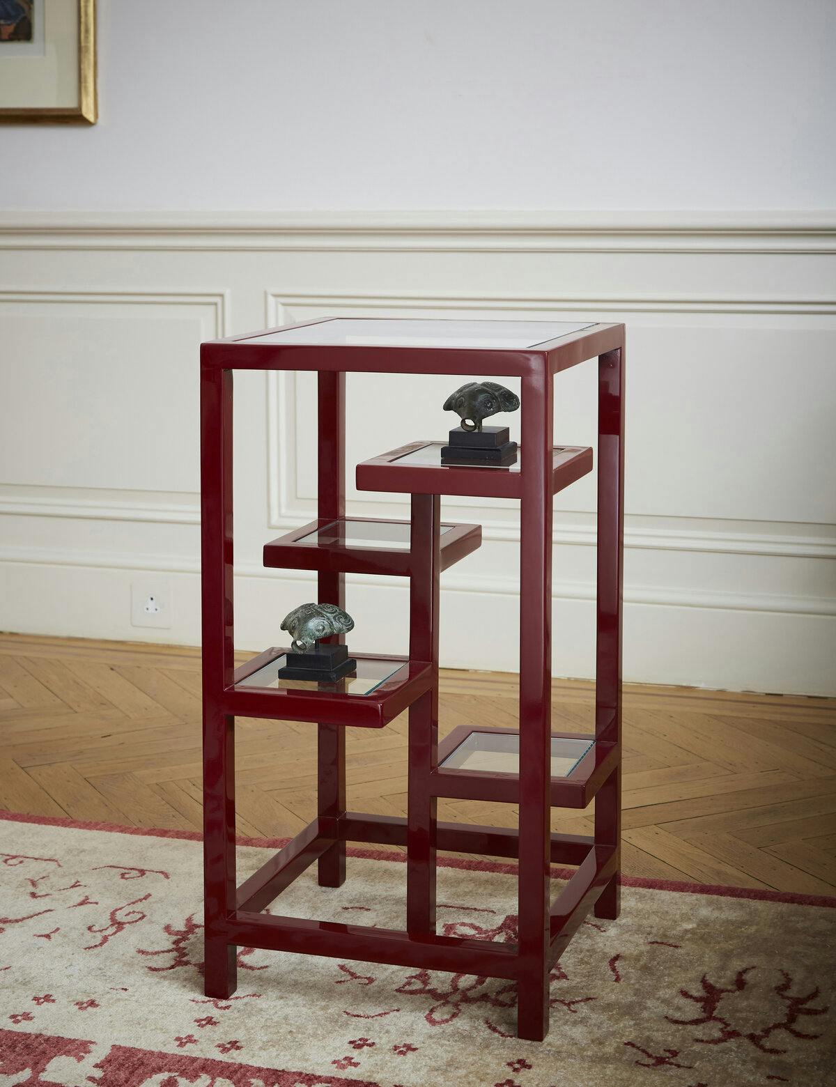 Modernist Table wide on setting alternative