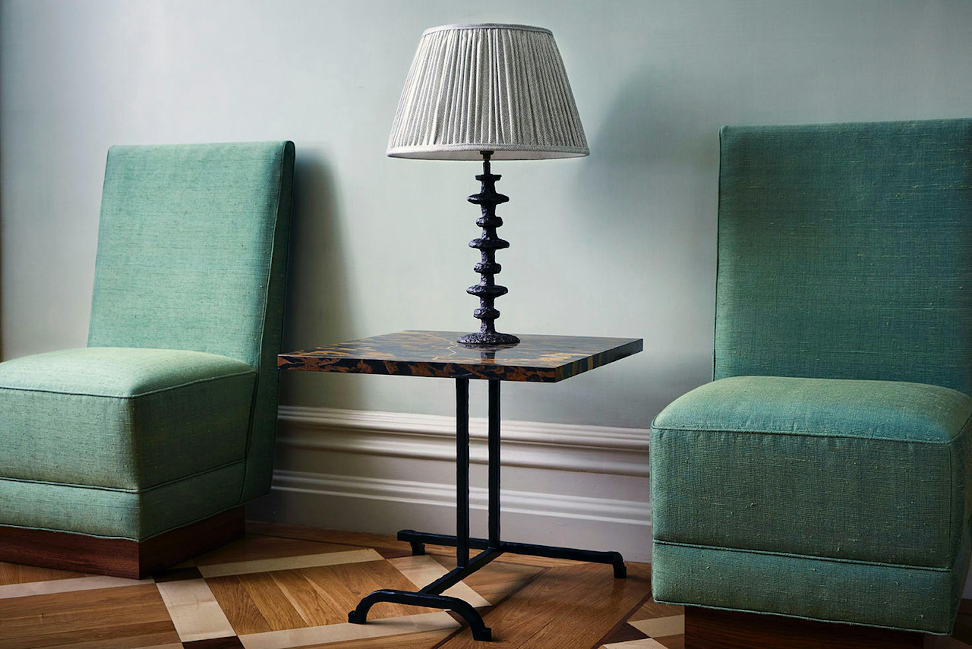 Lampe Cors in setting