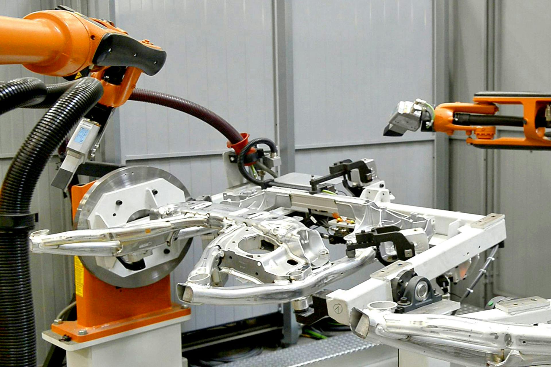 VIRO WSI: Durch die effiziente Nacharbeit gelangen nur fehlerfreie Achsen in den Fertigungsprozess.