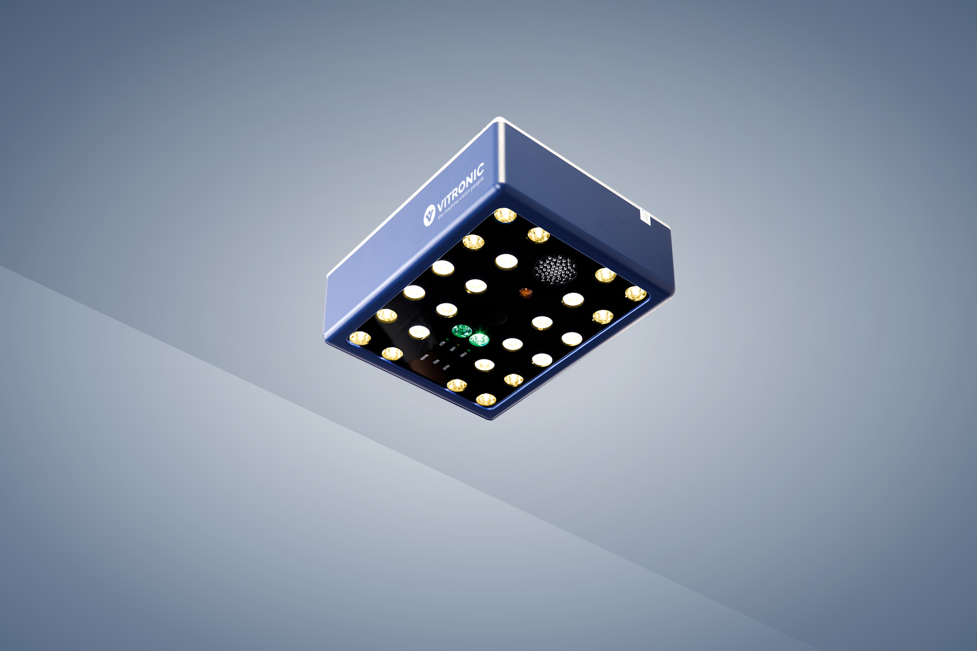 입고 상품 등록/검사: 멀티코드 판독 시스템이 자동으로 SMD 릴을 등록합니다.