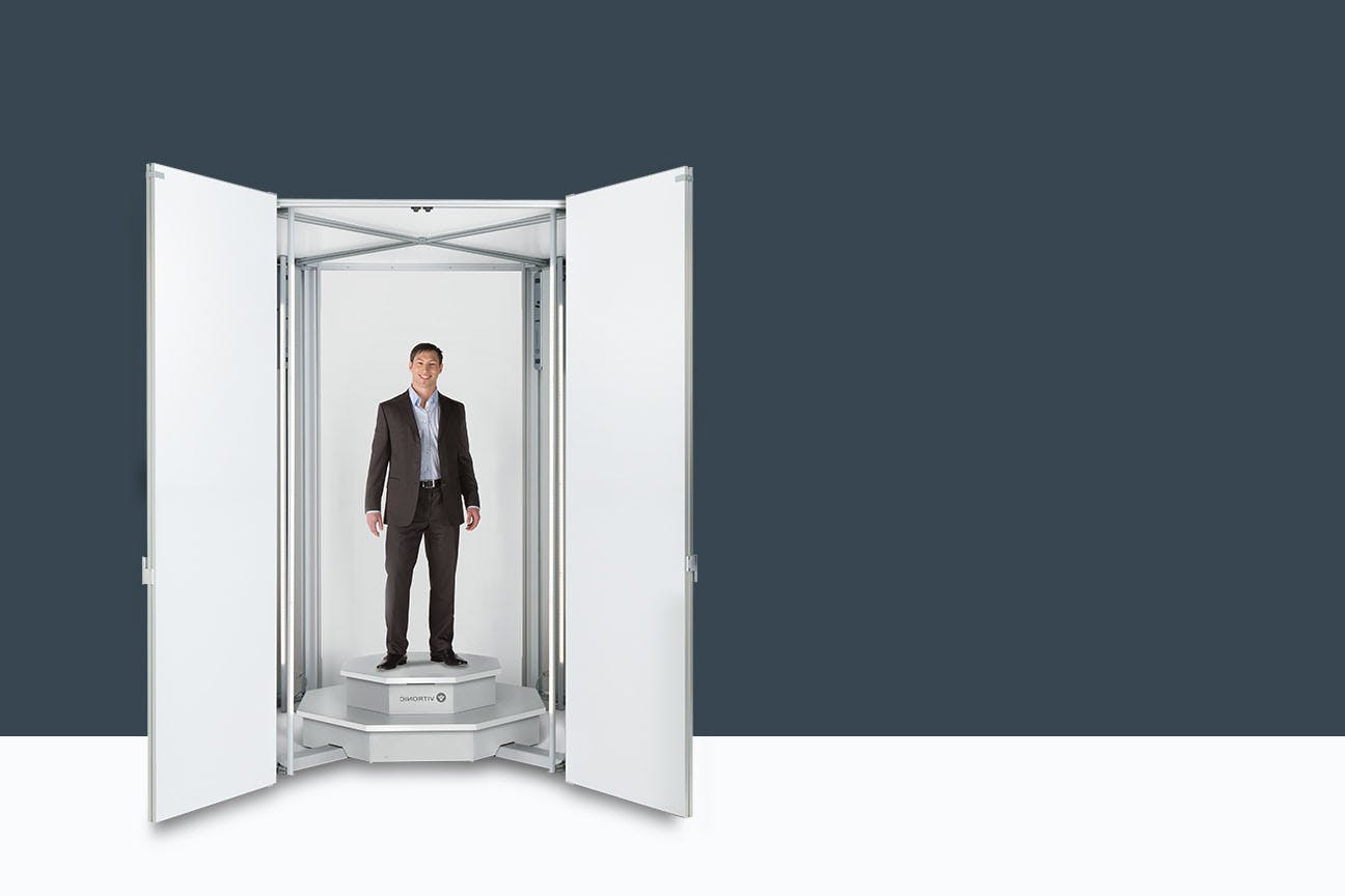 صنع الملابس المخصصة للقياس باستخدام ماسح الأجسام