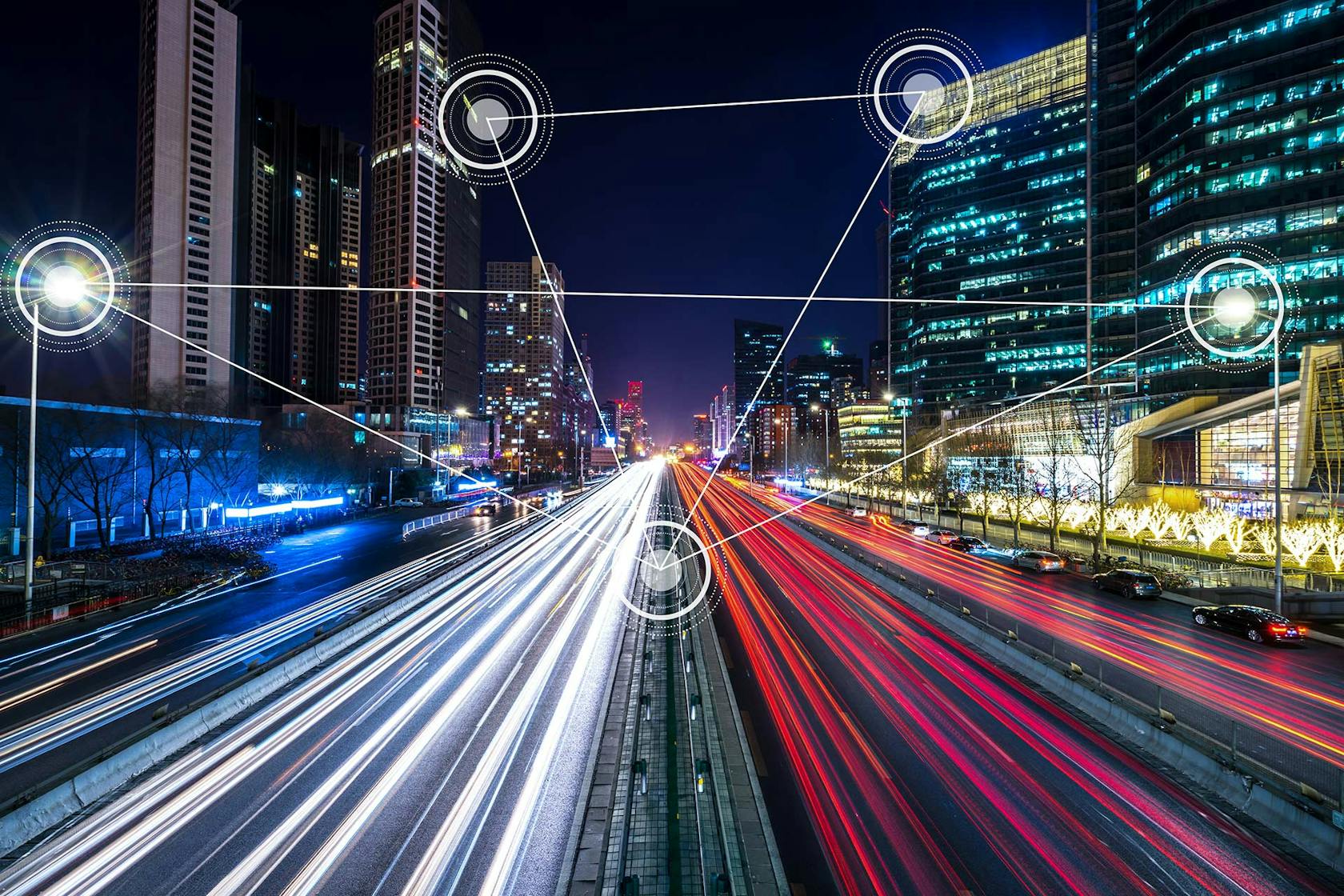 Tecnología de tráfico inteligente para hacer realidad conceptos innovadores de ciudad inteligente
