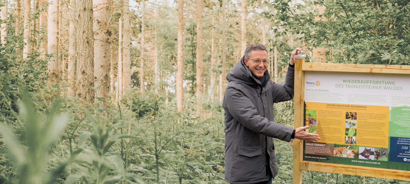 VITRONIC donates 1,500 trees for Waldliebe (Wiesbaden, Taunusstein)